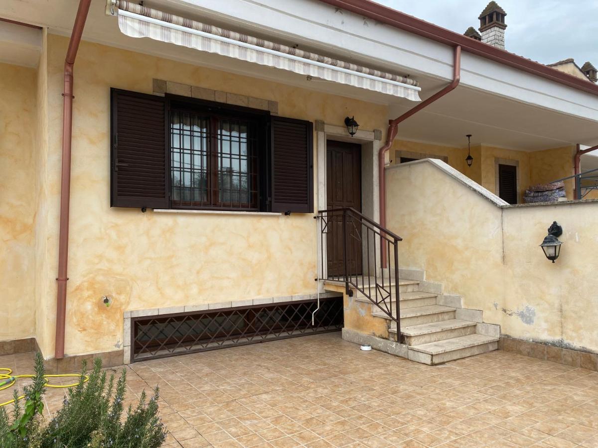 Villa Marcosimone Guidonia Exterior foto